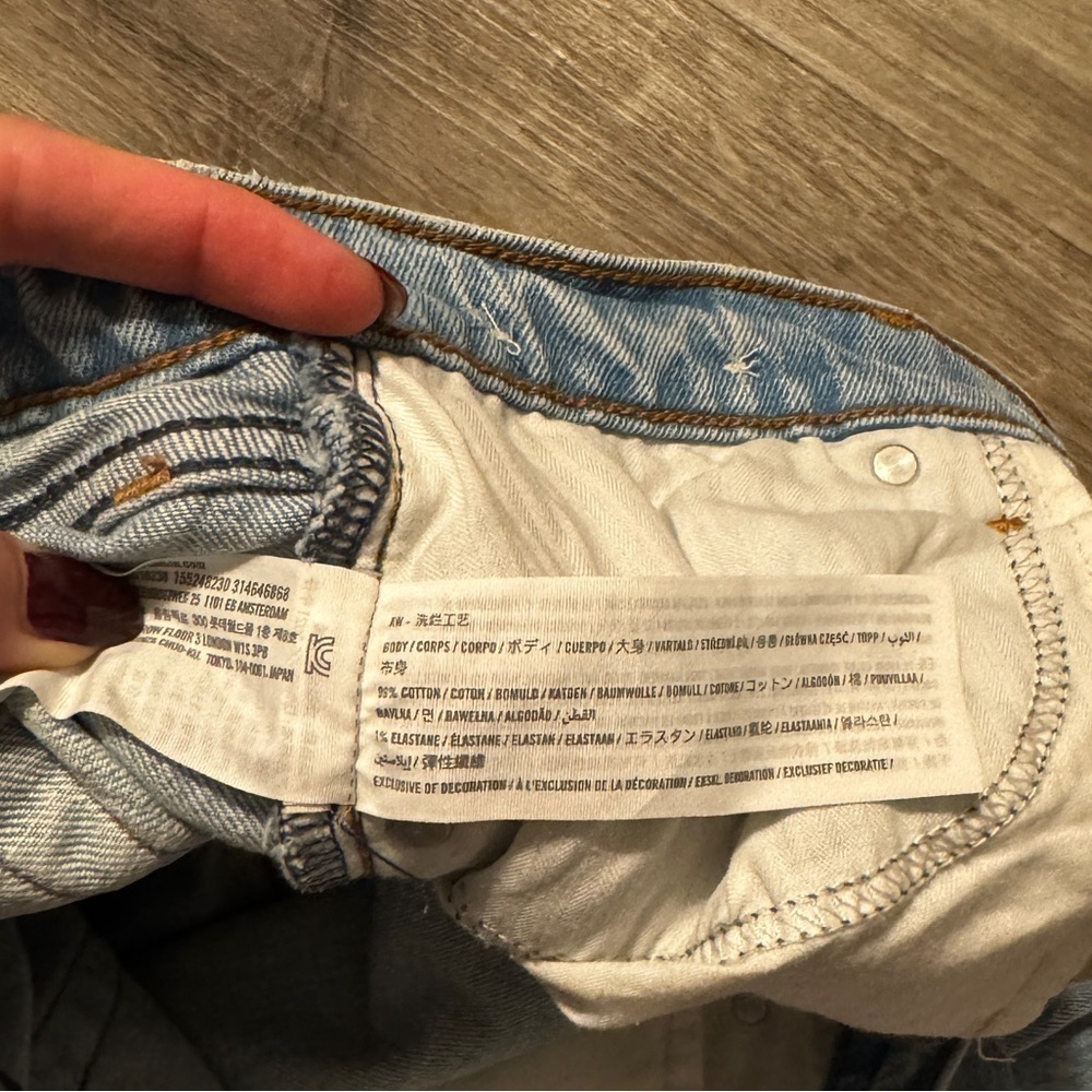 Abercrombie & Fitch The Baggy Low Rise Jeans - Picture 10 of 11